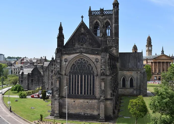 The Paisley Penthouse - Abbey View