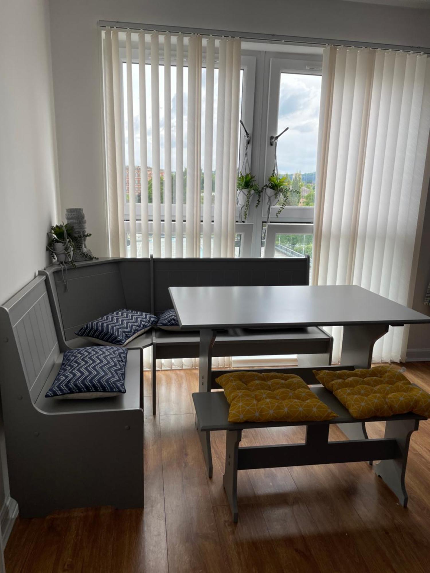 The Penthouse - Abbey View Apartment Paisley